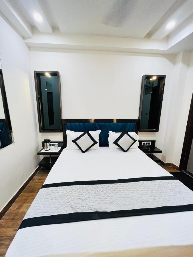 Hotel Red Stone Inn - Near New Delhi Railway Station - Paharganj Exterior photo